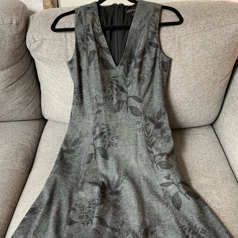 banana republic wool a-line plunge dress